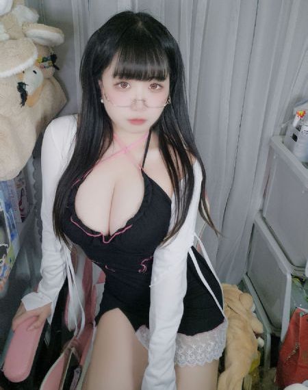 《漂亮的女邻居》3韩剧_剧情片高清在线观看