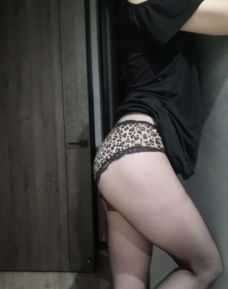 奇怪的儿媳妇_1080视频大全